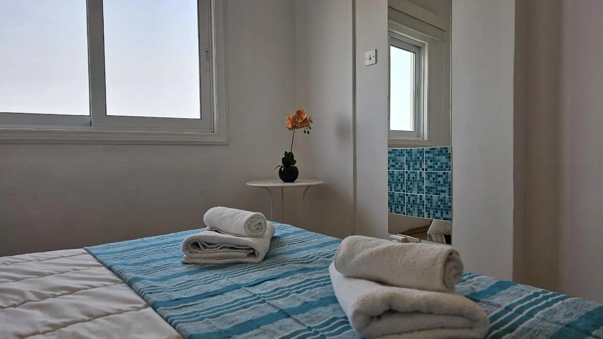 Stay Dreamy Seaside Apartment Larnaca